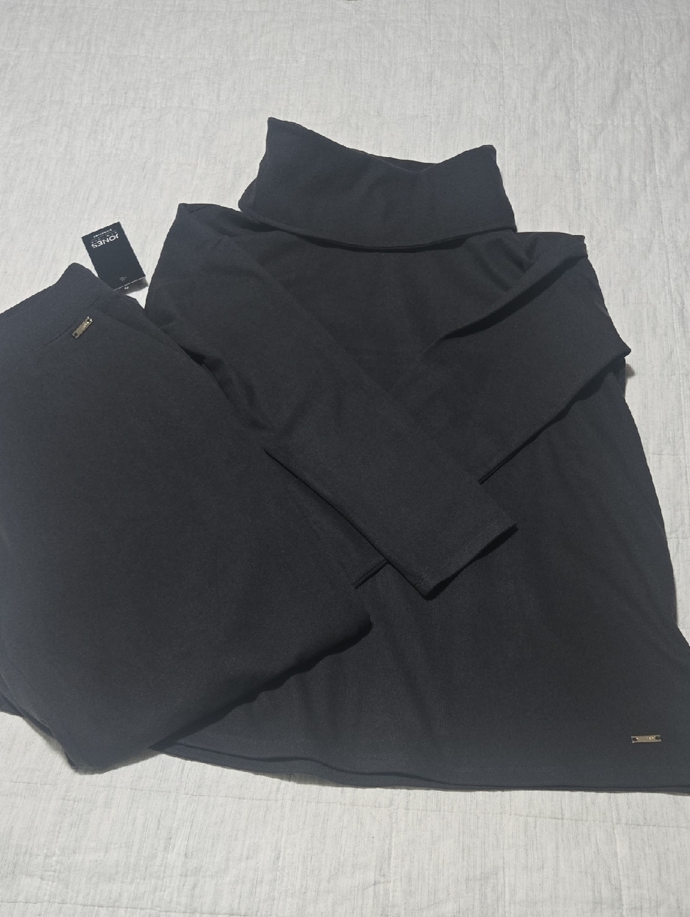 Jones New York Black Knit Turtleneck Set